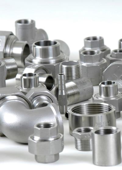 Verschillende technieken voor het verbinden van buizen en profielen