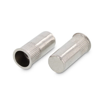Seko insteekmoer gesloten M8 x 25 mm Art. 1022 RVS A4 (250 stuks)