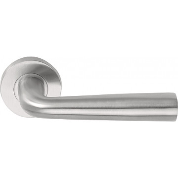 Deurkruk paar BASICS LB10H holle deurkruk geveerd op rozet mat RVS